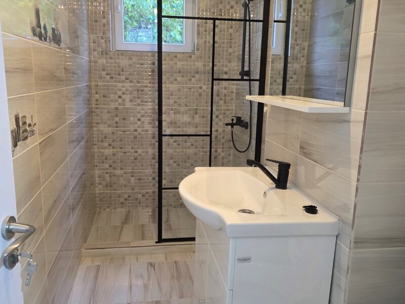 Titan, bloc mixt, 3 minute metrou si parc IOR